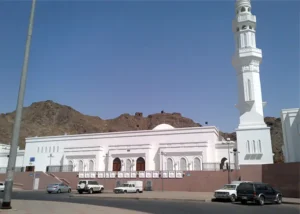 Masjid-Ahzab-at-The-Seven-Mosques